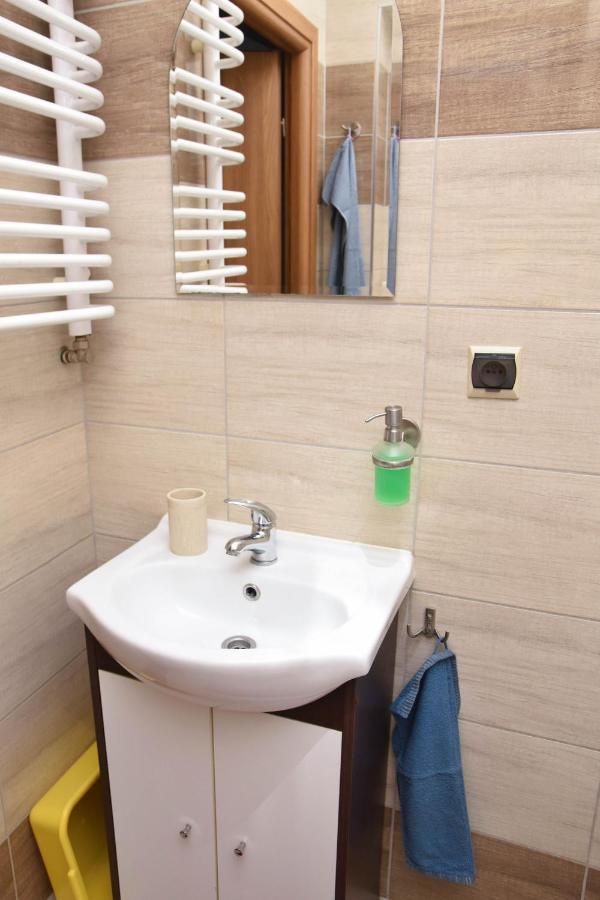 Gospodarstwo Agroturystyczne Z Basenem & Spa I Alpakami Ełk Exterior foto